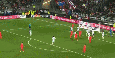 皇马客战赫罗纳大名单：马斯坦托诺、吕迪格等多位伤员回归（皇马客场战赫罗纳名单出炉：吕迪格、马斯坦托诺等伤愈回归）