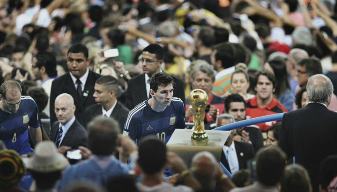 孙颖莎击败米特兰姆，林诗栋和蒯曼组合取胜，助力国乒领先德国队（孙颖莎力克米特兰姆，林诗栋与蒯曼联手取胜，国乒领先德国队）