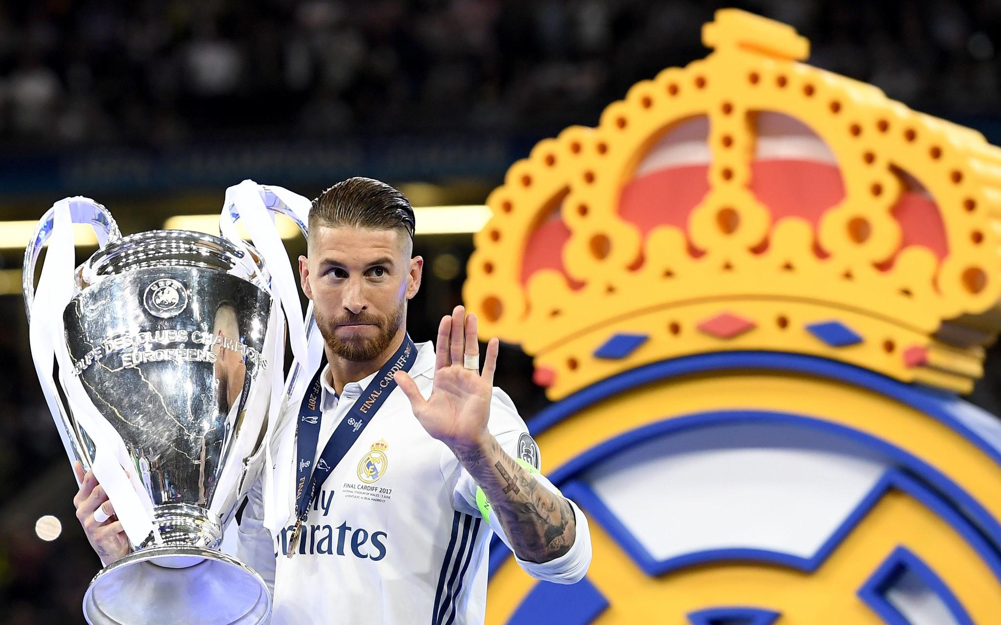 弗兰克：我的首选还是留在中国踢球；我带着喜悦与自豪离队（弗兰克：首选继续留在中国踢球，离队满怀喜悦与自豪）