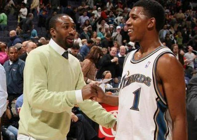 复制叔叔生涯开局，莫伦特斯的侄子完成阿尔瓦塞特首秀（莫伦特斯侄子迎来阿尔瓦塞特处子秀，生涯起步复刻叔叔轨迹）