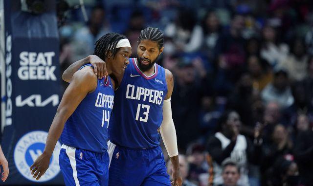 每体：法兰克福球迷在诺坎普制造骚乱，将面临欧足联的处罚（每体：法兰克福球迷在诺坎普闹事，或将遭欧足联处罚）