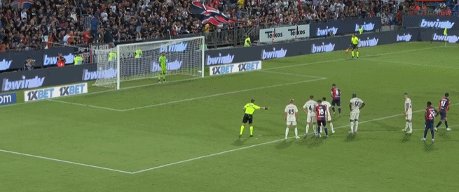 足球专项体能训练全解析（足球专项体能训练深度指南）