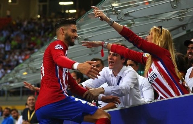 跟队记者：莱奥的问题是腹股沟炎症；米兰vs科莫可能延期进行（队记：莱奥腹股沟发炎；米兰战科莫或推迟进行）