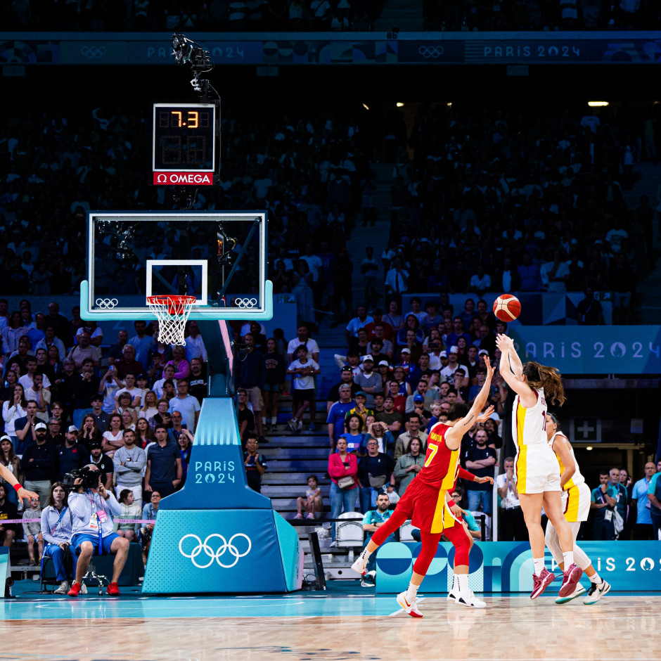 卫冕冠军重新起航，泰州官方发布2026“苏超”球员全国招募令（卫冕王者再启新程，泰州官宣2026年“苏超”球员全国招募）