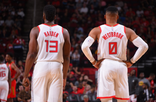 曼联计划打破转会纪录，签下埃利奥特·安德森和马特塔，争夺关键球员。（曼联欲刷新转会纪录，追逐埃利奥特·安德森与马特塔，力争关键目标）